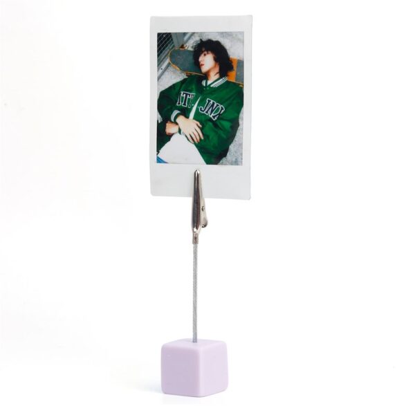 Instax mini 12 Lila Fotoğraf Makinesi-20'li Film-Kıskaçlı Resim Standı ve Simli Pleksi Kılıf Seti - Görsel 6