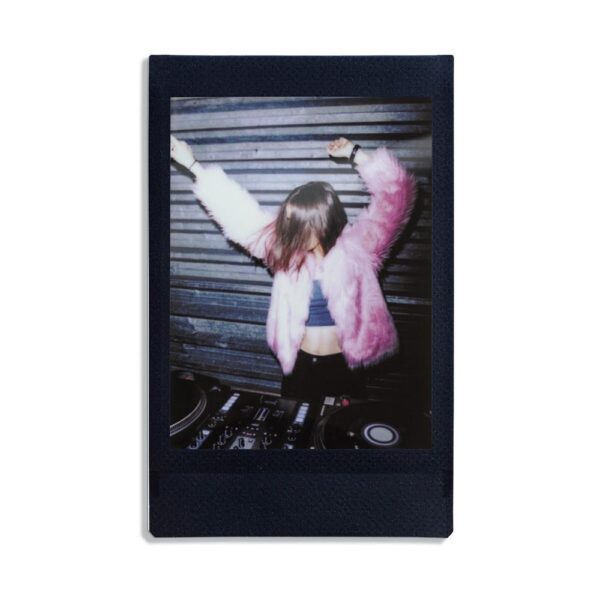 Instax mini Black Edition 10'lu Özel Film - Görsel 3