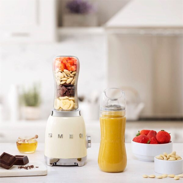 Smeg 50's Style Krem Kişisel Blender - Görsel 6