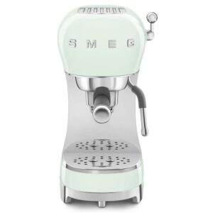 Smeg ECF02PGEU Pastel Yeşil Espresso Kahve Makinesi