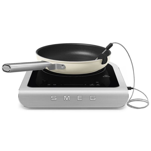 Smeg Siyah Portatif İndüksiyonlu Ocak - Görsel 5